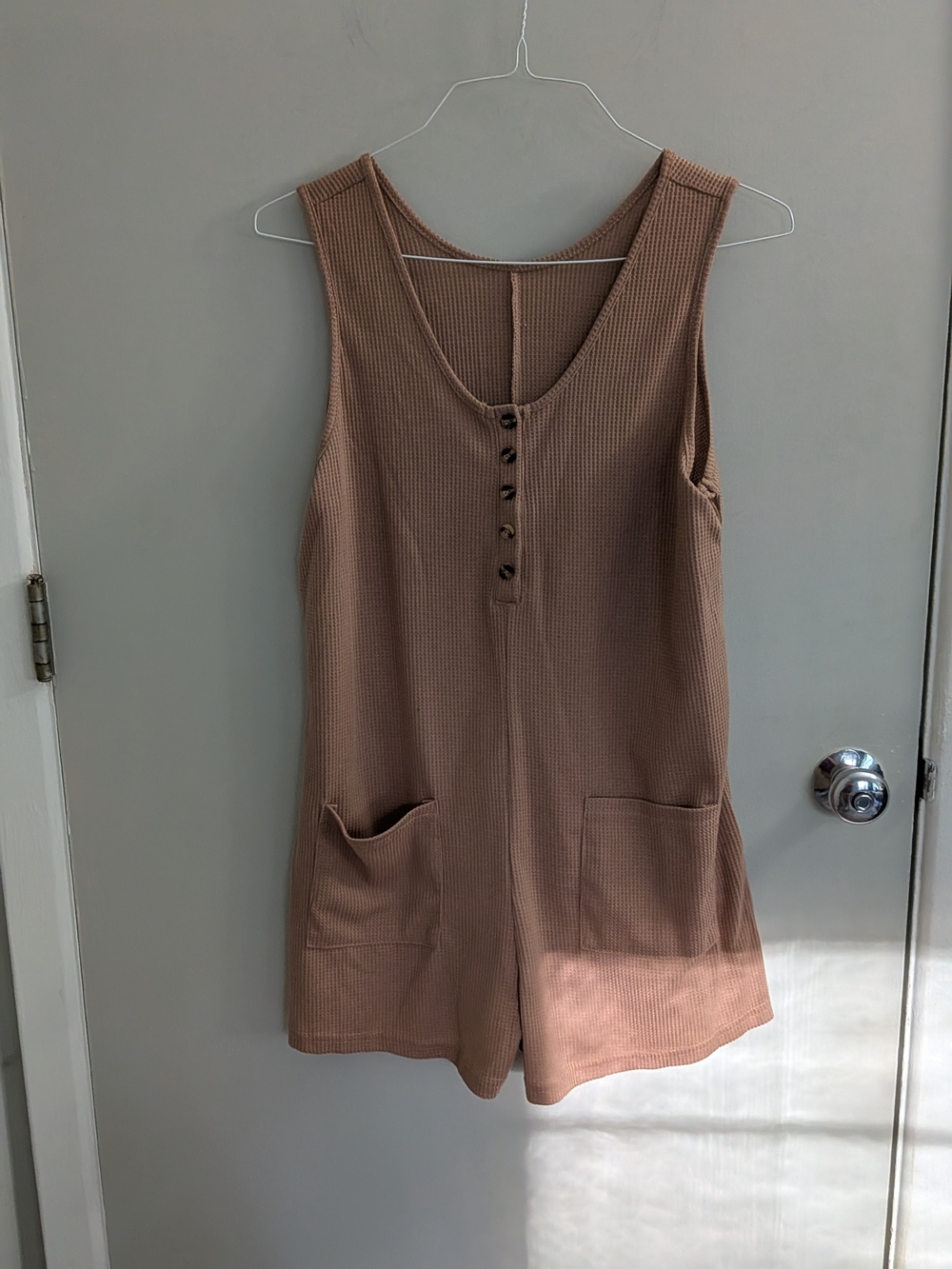 SHEIN Waffle Knit Henley Romper - Tan Neutral Cozy Girlhoodcore Clean Girl Sz L
